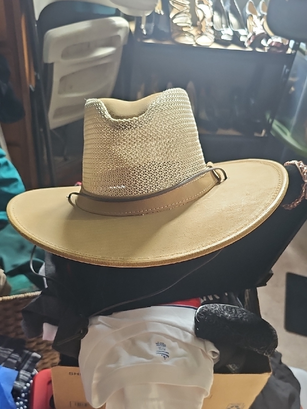 Minnetonka Tan Brown Air Flow Hat
